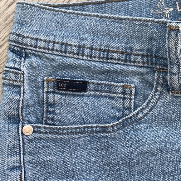Lee Light Wash Jean Shorts - Picture 5 of 10
